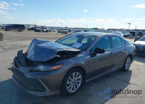 2022 Toyota Camry Le from USA, damaged, VIN 4T1C11AK0NU075793